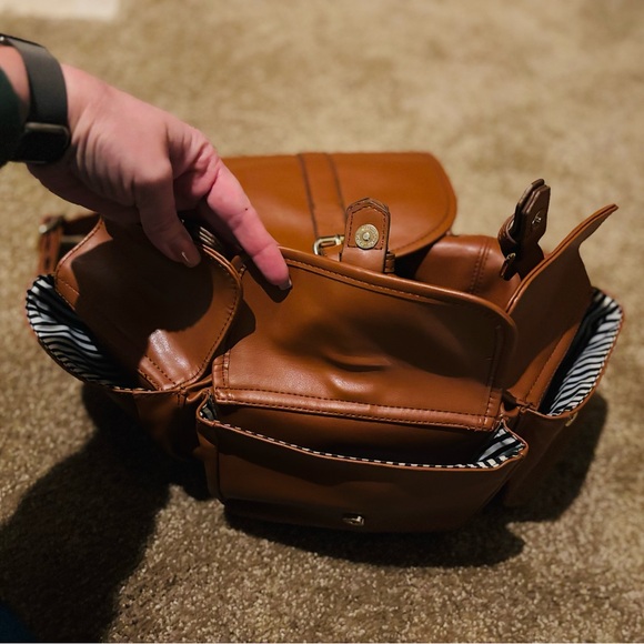 Just Fab Brown Faux Leather Backpack Adjustable Straps Fold Over Flap - Picture 6 of 7
